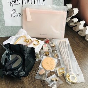 Burberry Charm, 10 Pins, Keychain, Pouch & Mirror
